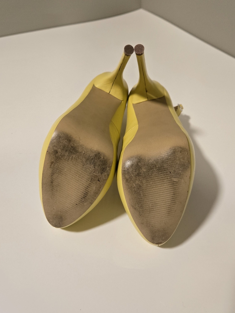 Steve Madden Yellow Larsa Ankle-Strap Platform Pumps - Picture 5 of 12
